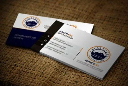 Logotipo y tarjeta para apartucyl